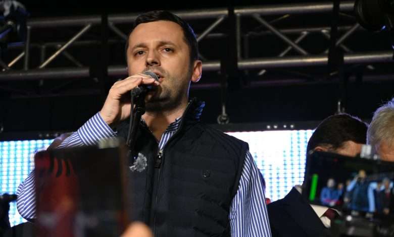 Faton Ahmeti nga Tetova  Triumfoi e mira  triumfoi populli